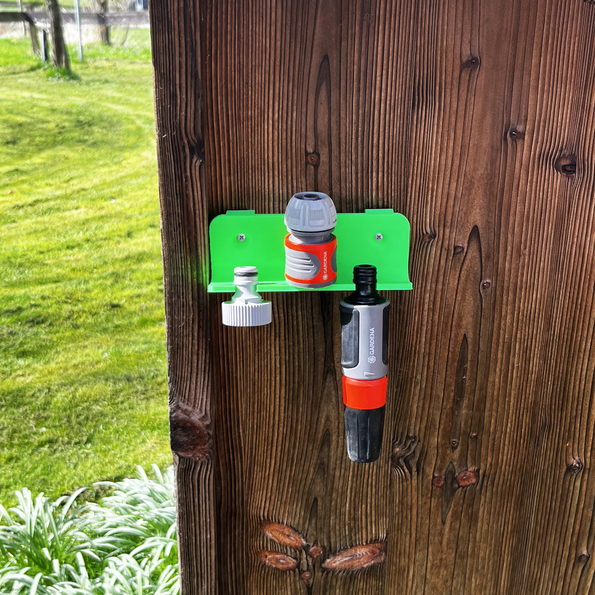 R-Satz Shop Wandhalterung passend für Gardena Schläuche - Halter für Adapter, Geräte, Spritzen usw